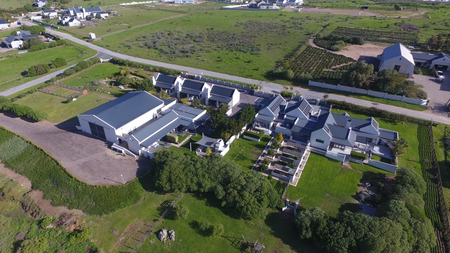 9 Bedroom Property for Sale in Olifantskop Western Cape